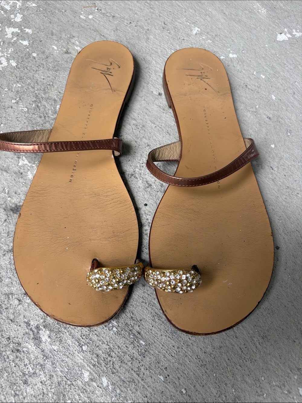 Giuseppe Zanotti rhinestone toe sandals - Picture 1 of 9